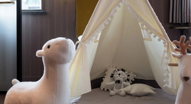 Трёхместный семейный номер Standard Habo Hotel Shanghai, a member of Design Hotels