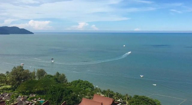Апартаменты The Ferringhi Sea View at Sri Sayang