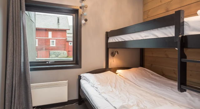 2 Bedrooms Apartment with balcony Highland Lodge
