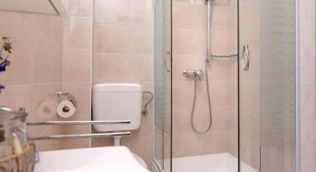 Апартаменты Luxury Ena Apartments