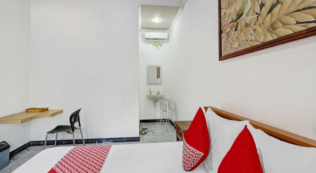 Номер Standard Super OYO 90672 ADHYA GUEST HOUSE LOMBOK
