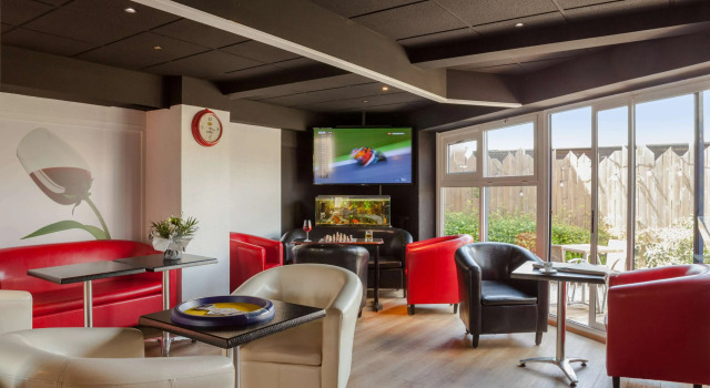 Inter Hotel Les 3 Marches, Rezerwuj Hotel  