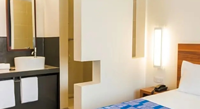 Двухместный номер Standard с балконом и с красивым видом из окна ONOMO Hotel Lomé