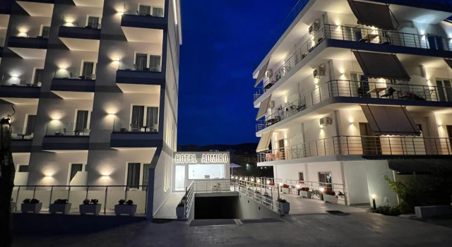 Mario Apartments