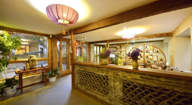 Huaqian Yuexia Inn Lijiang, Забронировать Отель Лицзян Юньнань, рядом с Улица Сквер-стрит Древнего города Даянь