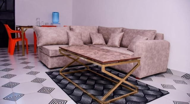 Апартаменты Deluxe The White House Apartments Kibwezi