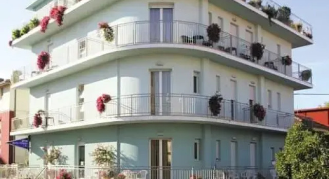 Hotel Venezia, Забронировать Отель Отели Побережья Марок 3 звезды, 3*