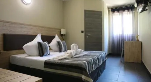 Hôtel Le Banana's -  Auberge du Corsigliese, Varaa Hostelli  