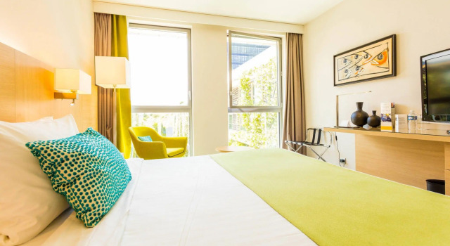 Standart çift kişilik oda Courtyard by Marriott Montpellier