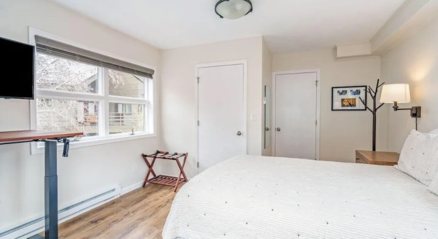 Cloud Nine! Near Chair 7, Top Floor On River + Hot Tub 1 Bedroom Condo by RedAwning