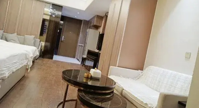 Yiman Jiangjing Homestay, Rezerwuj Hotel Hotele w Changsha z parkingiem, w pobliżu Juzizhou Station, Parking