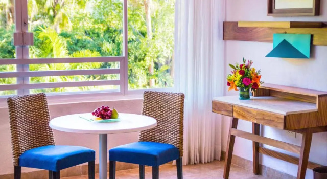 Номер Deluxe Las Brisas Huatulco-All Inclusive
