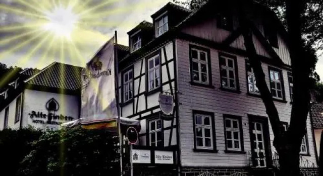 Hotel Alte Linden, Забронировать Отель Отели Альтена с завтраком, Завтраки