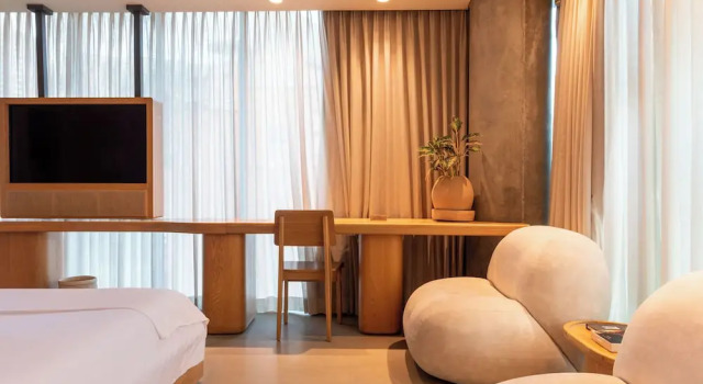 Полулюкс 23 Hotel Medellin