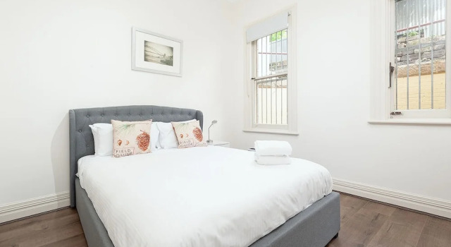 Семейные апартаменты с балконом Stunning Sydney Home 2