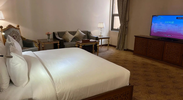 Al Rahden Hotel, Buchen Sie Hotel Hotels in Provinz Riad mit Pool, Schwimmbad
