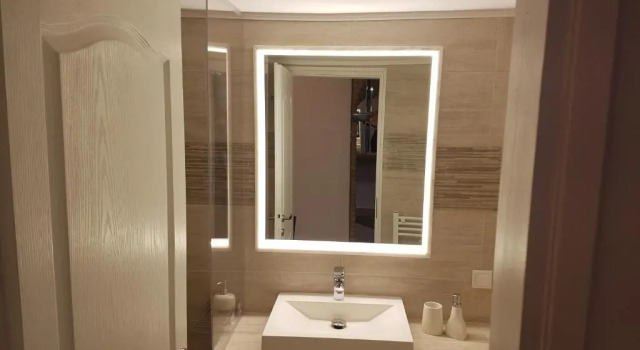 Апартаменты JOHN BEAUTY 50m2, METRO and ACROPOLIS 5'