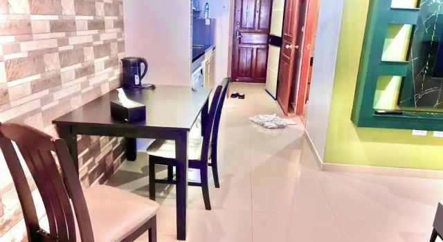 Large Condo Middle of Jomtien, Near the Beach 42m2