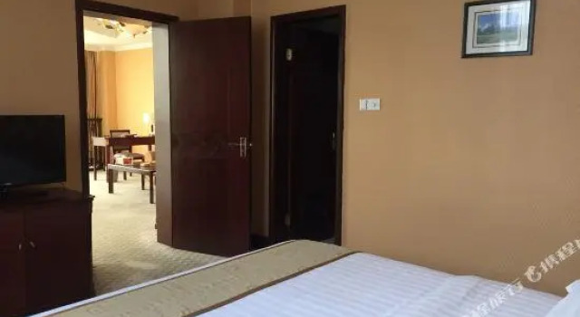 Люкс Business Kunshan Yuxing Hotel