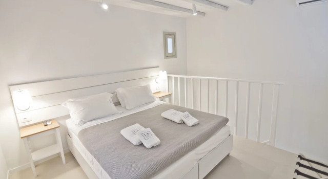 Номер Standard Дуплекс с балконом Lindos Comfy Suites
