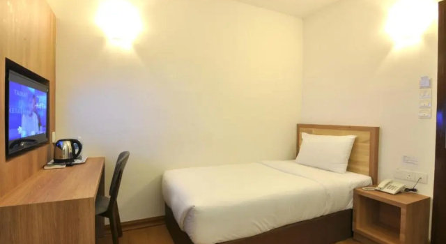 Одноместный номер Standard Greencity Hotel