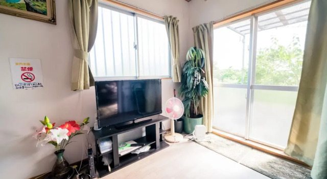 yellowsubmarineokinawa, Boek Vakantiehuis Villa's in Okinawa, Villa