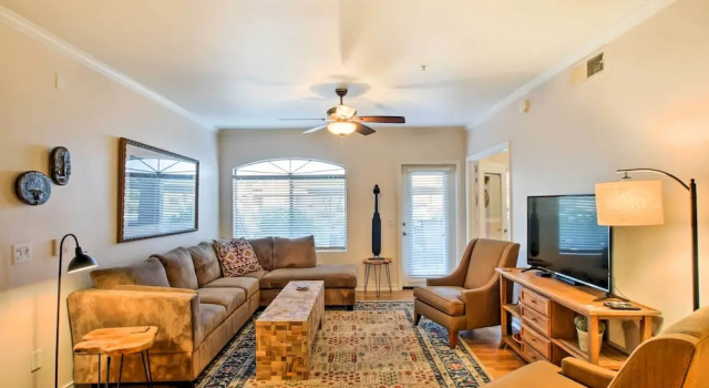 Scottsdale Home: Pool Access, 1 Mi to Westworld, Забронировать Апартаменты/квартира Отели Скотсдейл с парковкой, Парковка