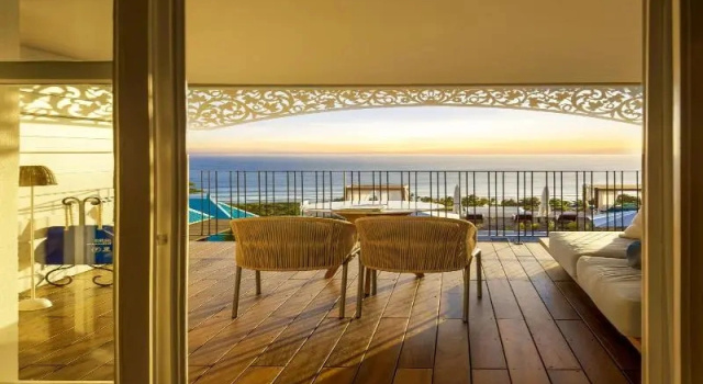Двухместный номер Deluxe с балконом и с видом на море Blue Margouillat Seaview Hotel-RELAIS & CHATEAUX