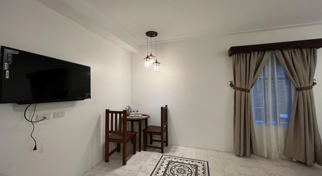 Люкс Classic NSCC Hotel Vigan