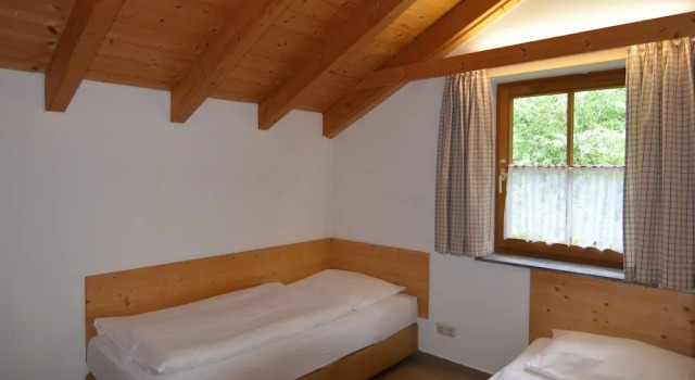 Modern Holiday Home in Bischofsmais With Balcony, Varaa Hotelli Hotellit Baijeri pysäköinnillä, Pysäköinti