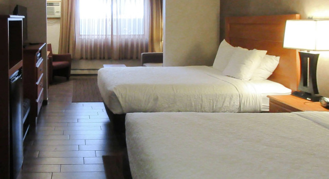 Quality Inn & Suites Detroit Lakes, Varaa Hotelli Hotellit Minnesota pysäköinnillä, Pysäköinti