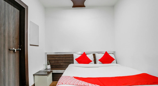 OYO Flagship 41625 Hotel Koservilas 2