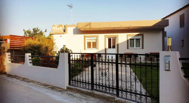 Апартаменты с видом на сад Repanidi Apartments