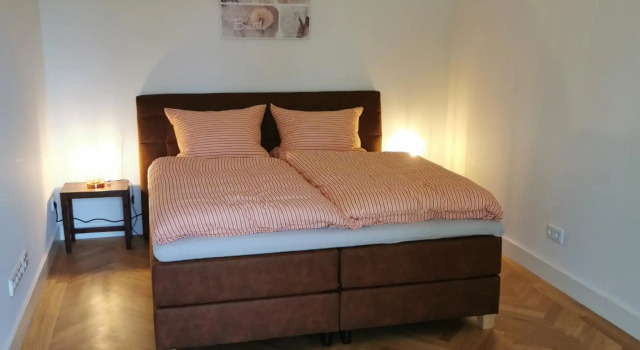 exklusives Studioapartment - in traumhafter Lage direkt am Halensee, Buchen Sie Ferienwohnung Berlin Deutschland, in der Nähe von CityCube Berlin
