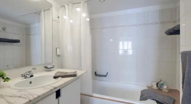 Suites Fifth Avenue, Забронировать Отель Брюссель Брюссельский столичный регион, рядом с Центр изобразительных искусств BOZAR