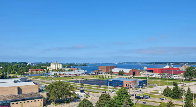 Четырёхместный номер Standard Delta Hotels by Marriott Muskegon Convention Center