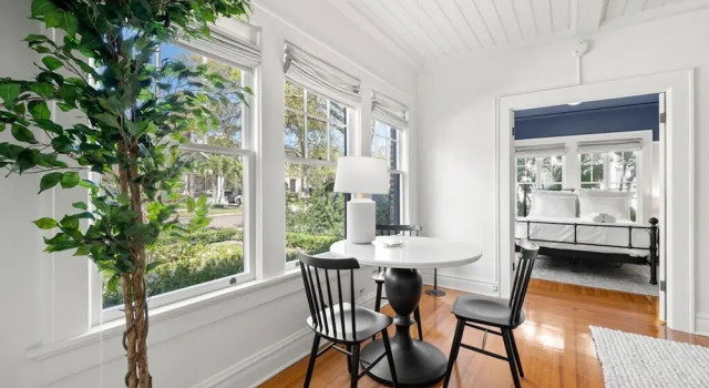 Апартаменты The Adaline 1 Luxury Hyde Park Apt Near Bayshore