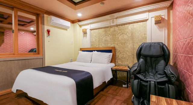 Gwangju Sangmu Honeymoon, Prenota Hotel Hotel a Gyeonggi-do con parcheggio, Parcheggio