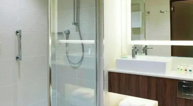Двухместный номер Standard Courtyard by Marriott Aberdeen Airport