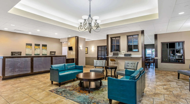 La Quinta by Wyndham Biloxi, Buchen Sie Hotel Hotels in Mississippi mit Parkplatz, Parkplätze