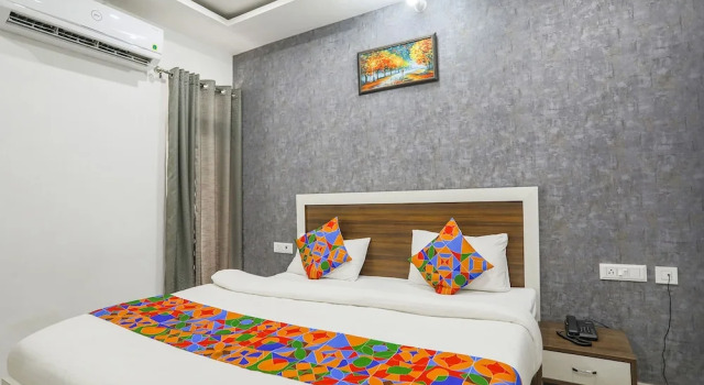 FabExpress Vinayak Palace