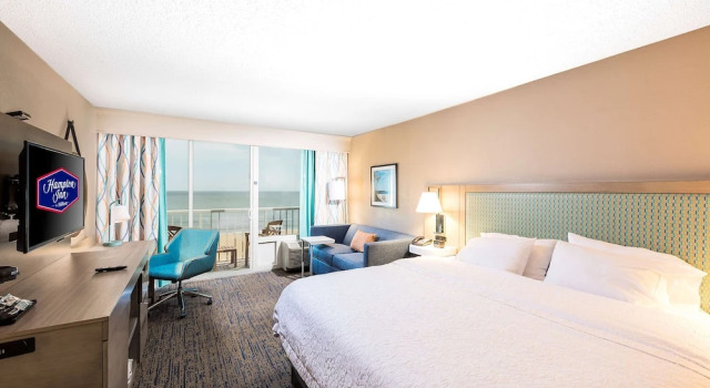 Двухместный номер Premium View Study oceanfront Hampton Inn Virginia Beach Oceanfront North