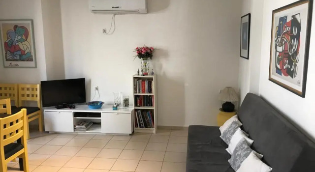 Апартаменты Amazing apartment for 3 guests steps from the beach