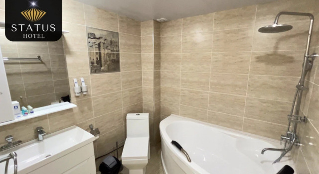Люкс Status Hotel (Статус)