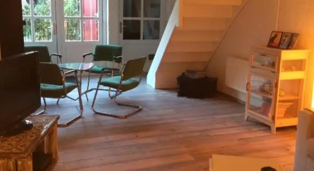 Gastenverblijf Door de Poort, Buchen Sie Hotel Tilburg Nordbrabant
