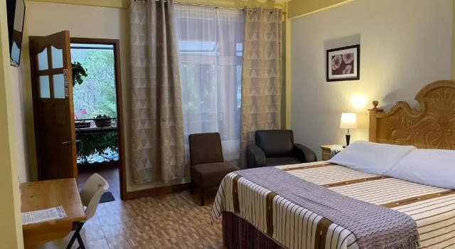 Jabel Tinamit Hotel & Villas, Rezerwuj Hotel Panajachel 