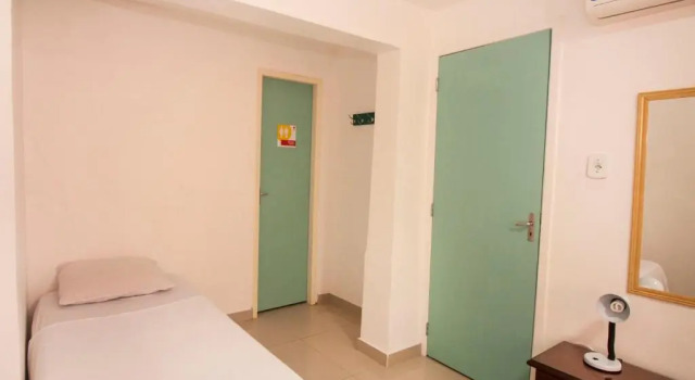Четырёхместный номер Standard с балконом El Misti Suites Copacabana