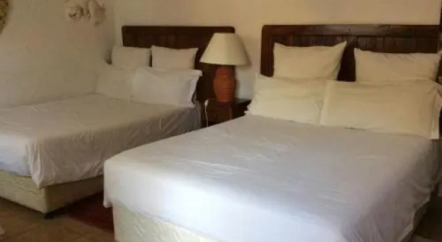 Tabonina Guesthouse, Book Hotel Hotels in Livingstone with Parking, Parking