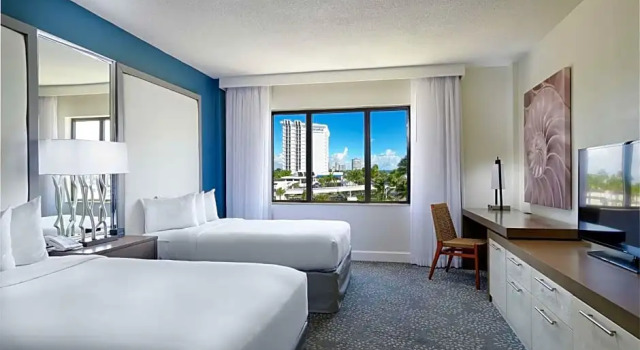 Номер с балконом и oceanfront Bahia Mar Fort Lauderdale Beach - DoubleTree by Hilton