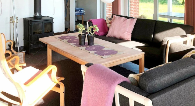 Cozy Holiday Home in Logstor With Sauna, Rezervovat Hotel Logstor 